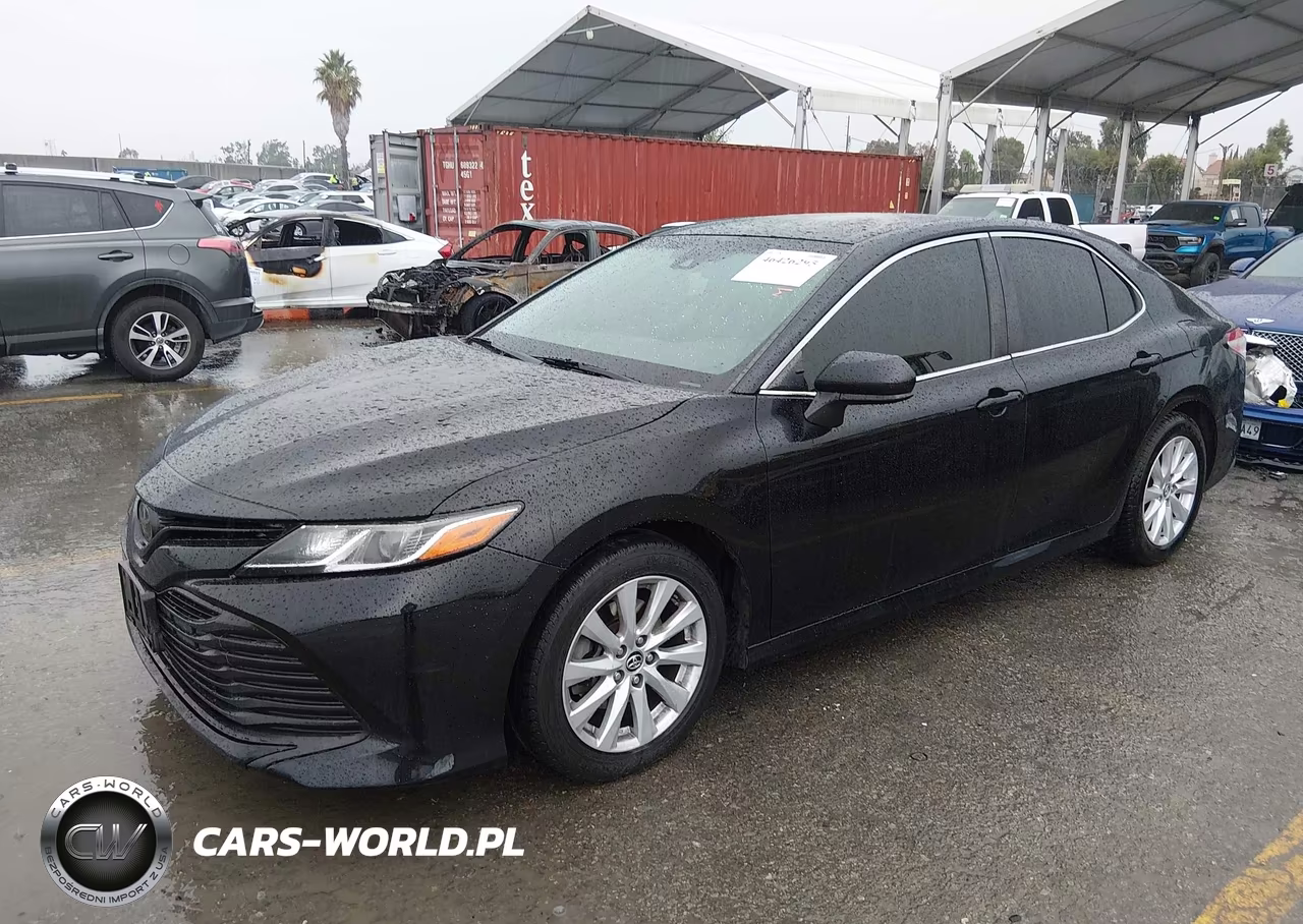 2018 Toyota Camry Le VIN:JTNB11HK7J3028360 - 2
