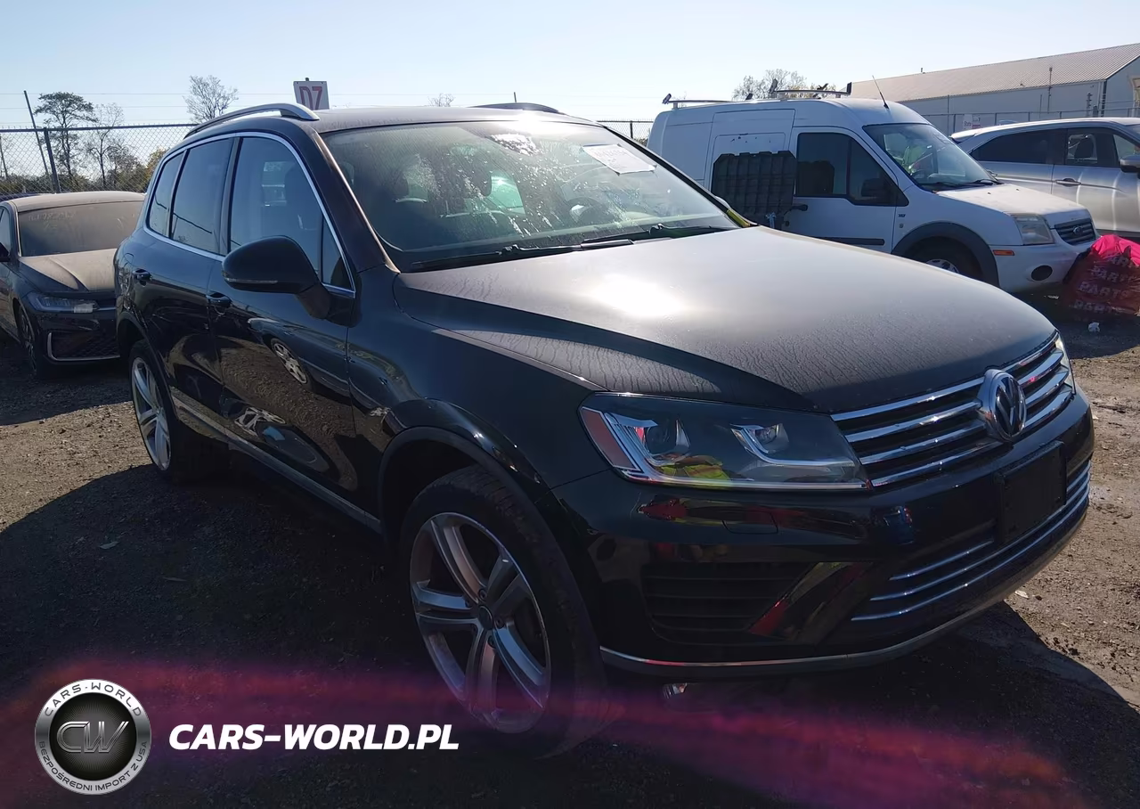 2016 Volkswagen Touareg Vr6 Lux VIN:WVGEF9BP1GD013079 - 1