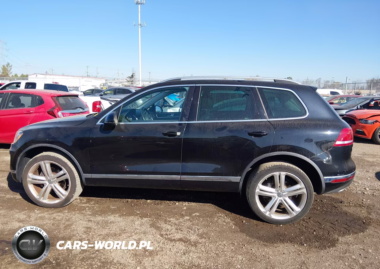 2016 Volkswagen Touareg Vr6 Lux VIN:WVGEF9BP1GD013079 - 14