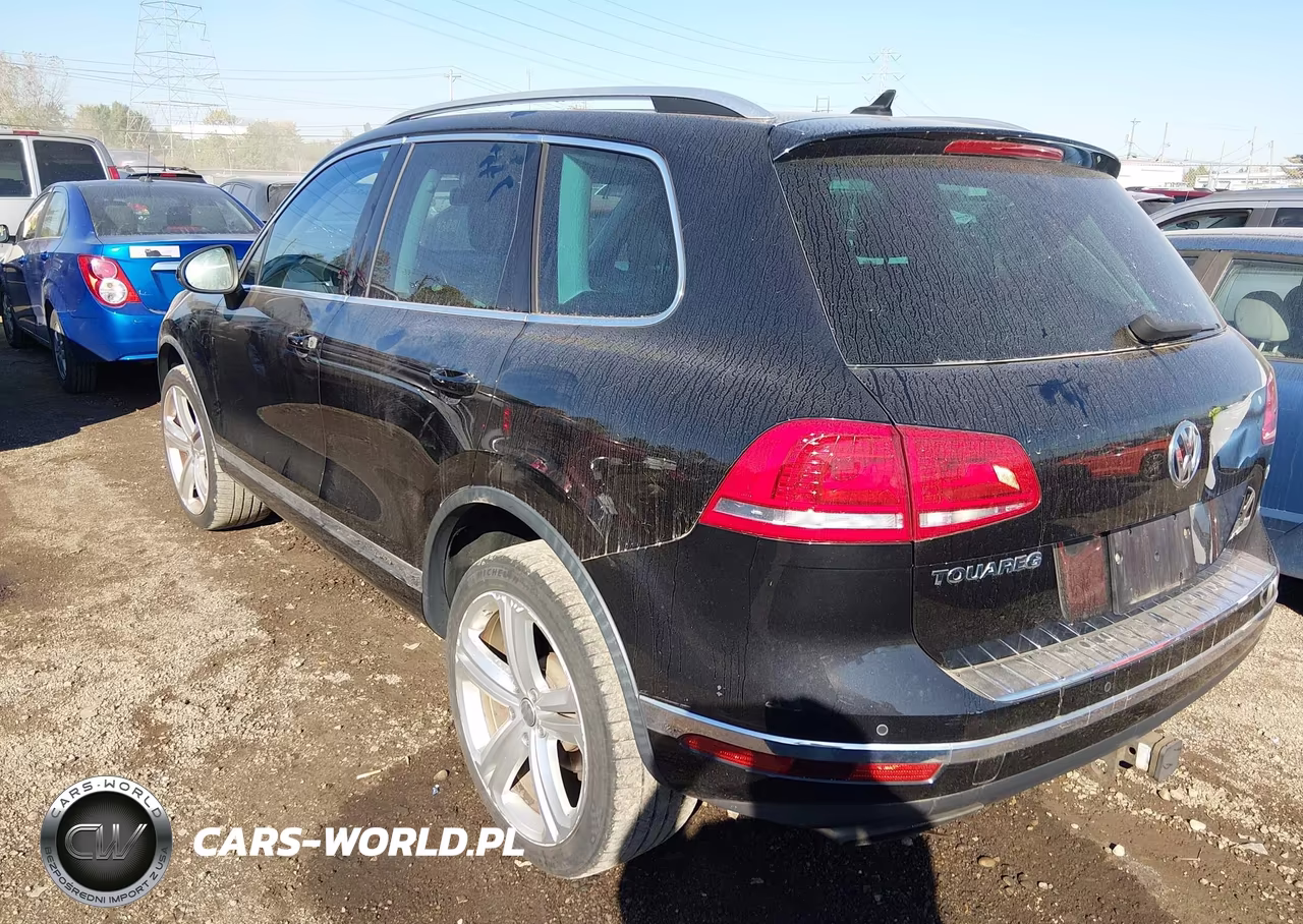 2016 Volkswagen Touareg Vr6 Lux VIN:WVGEF9BP1GD013079 - 3