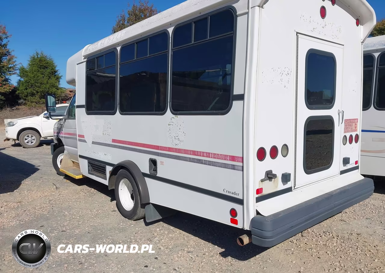 2014 Ford Econoline E350 Super Duty Ctway Van VIN:1FDEE3FL1EDA68684 - 3