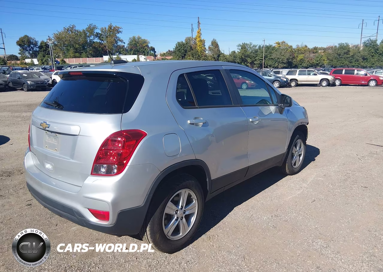 2020 Chevrolet Trax Awd Ls VIN:KL7CJNSBXLB032742 - 4
