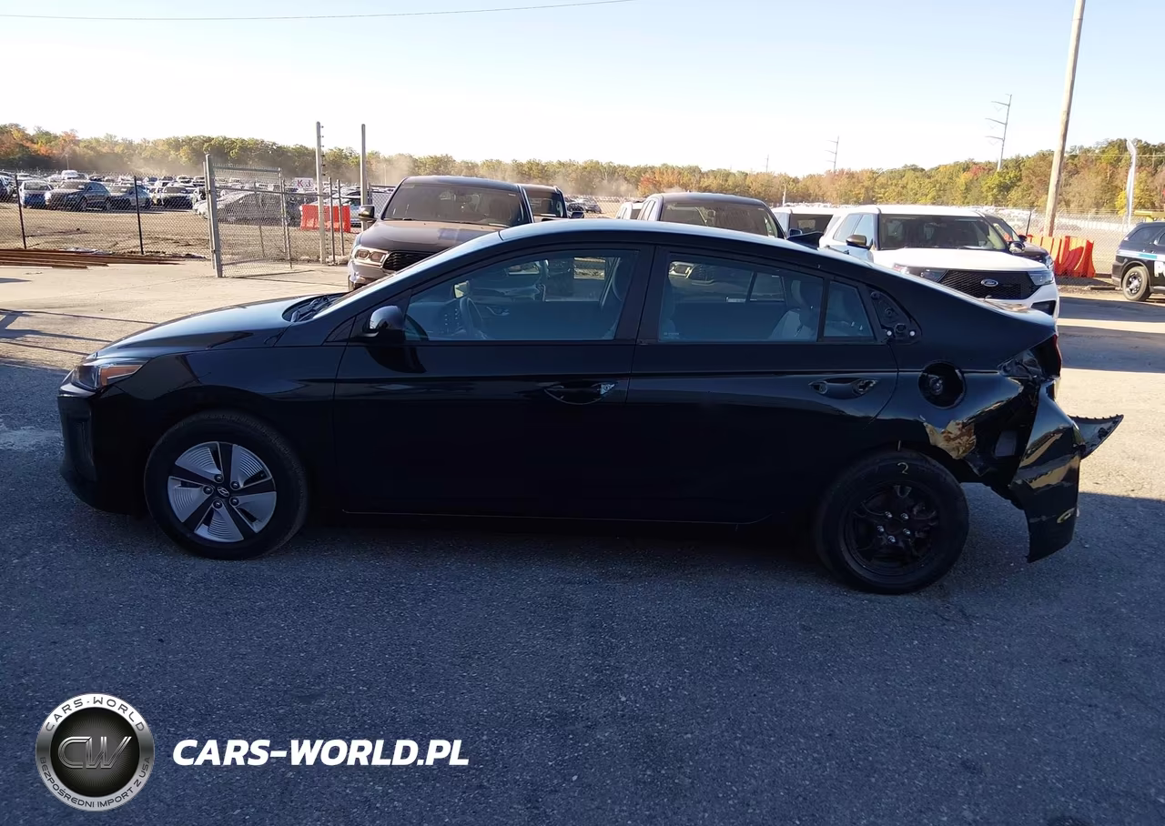 2021 Hyundai Ioniq Hybrid Blue VIN:KMHC65LCXMU245915 - 20