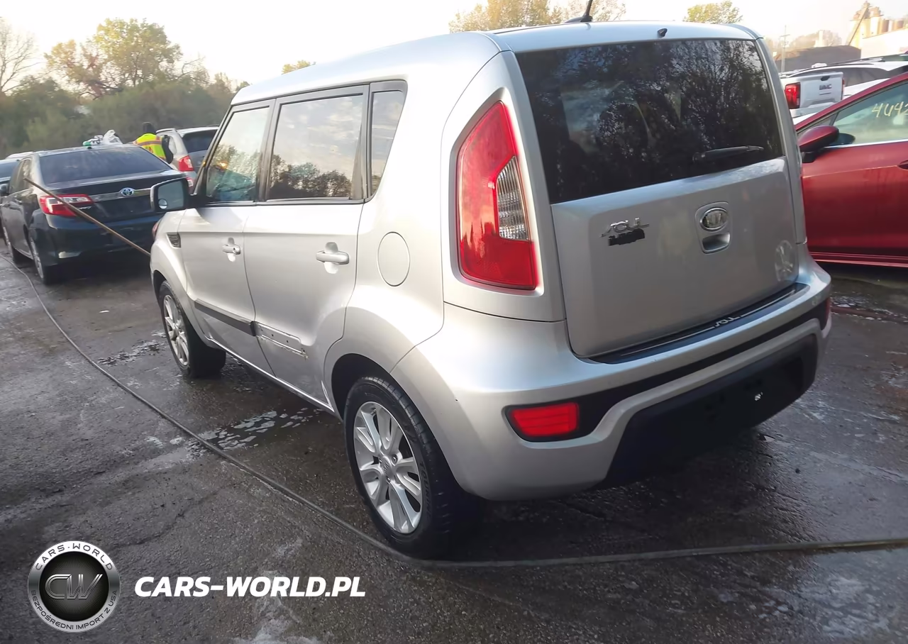 2012 Kia Soul + VIN:KNDJT2A65C7386078 - 3