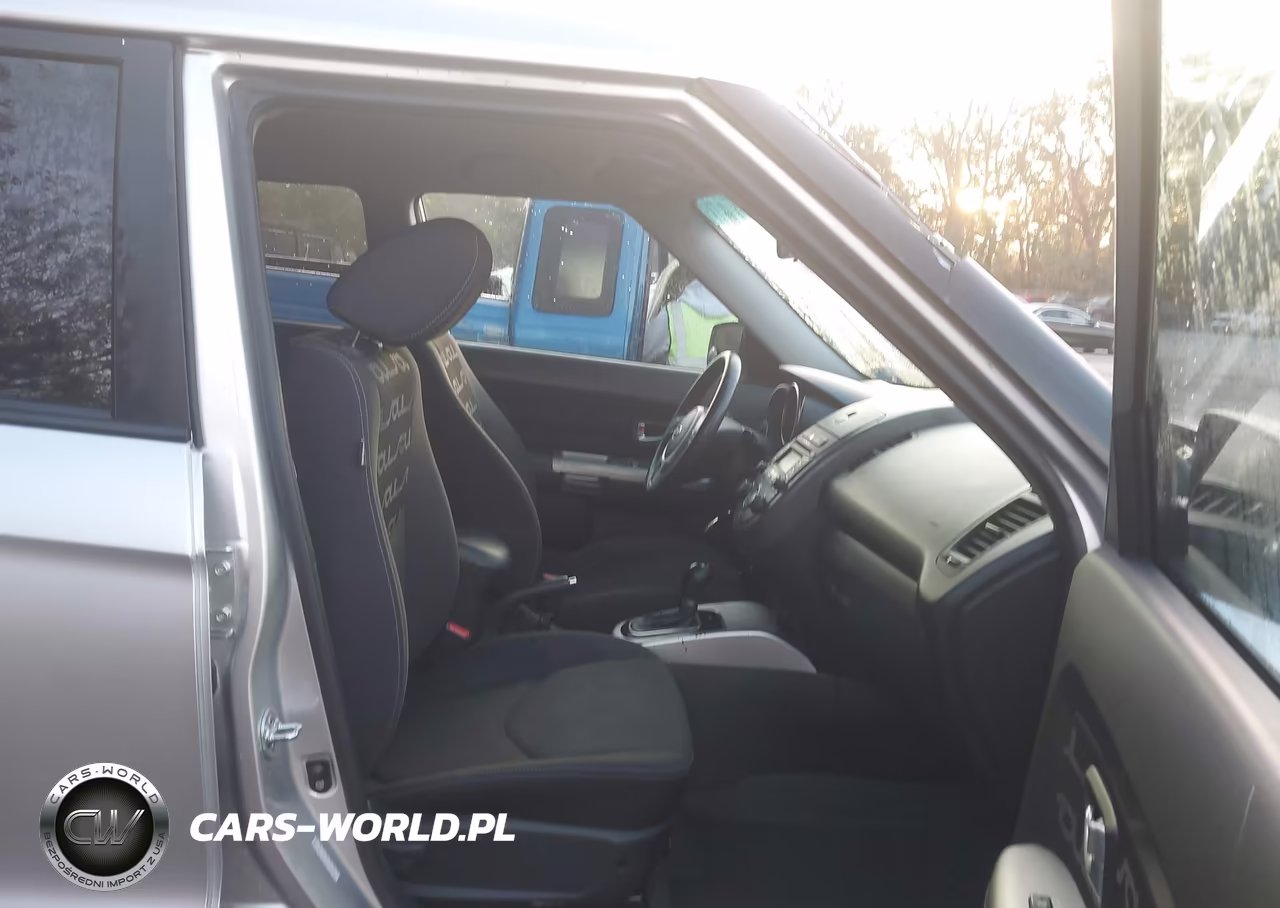 2012 Kia Soul + VIN:KNDJT2A65C7386078 - 5