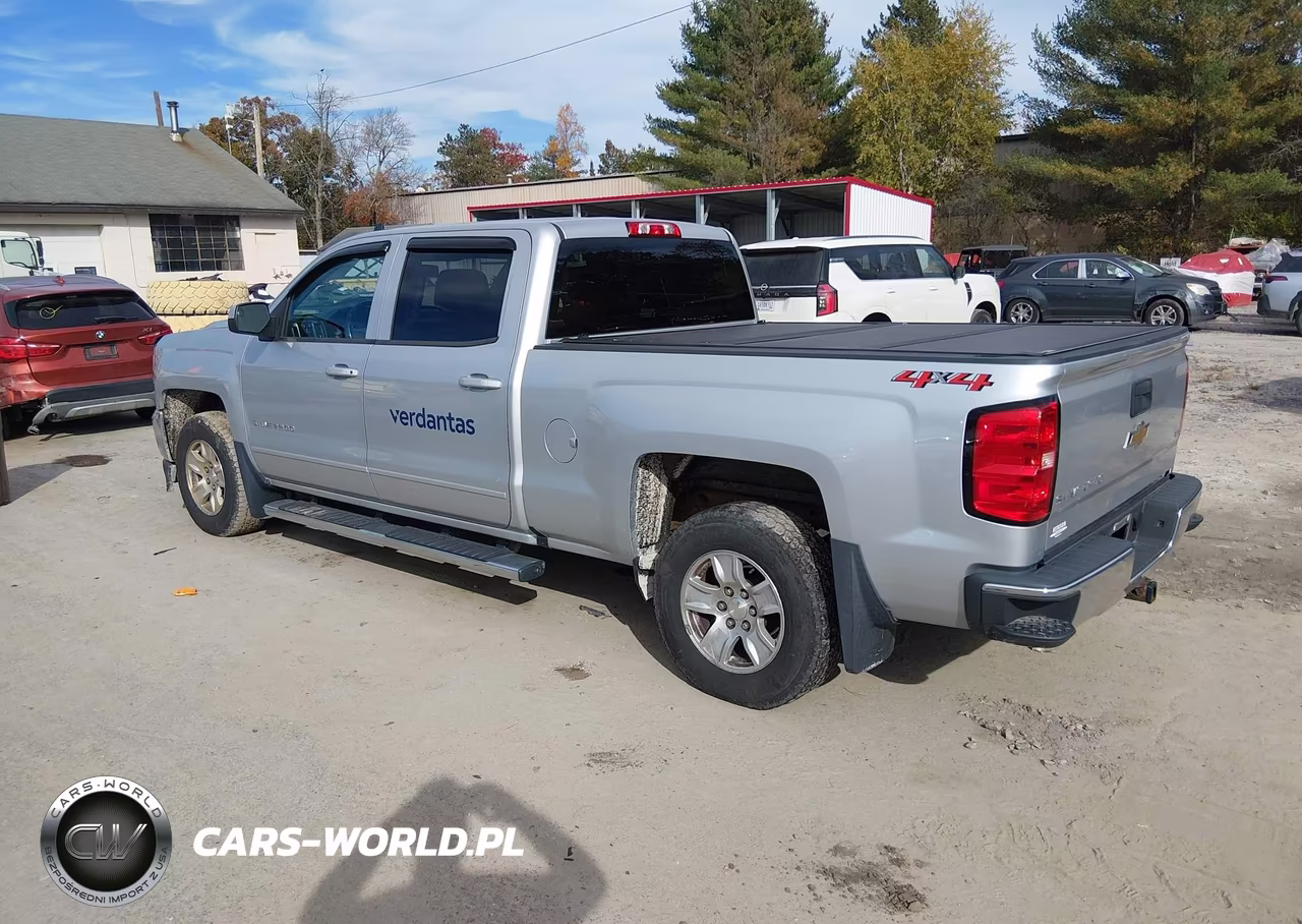 2018 Chevrolet Silverado 1500 1Lt VIN:1GCUKREC4JF175238 - 3