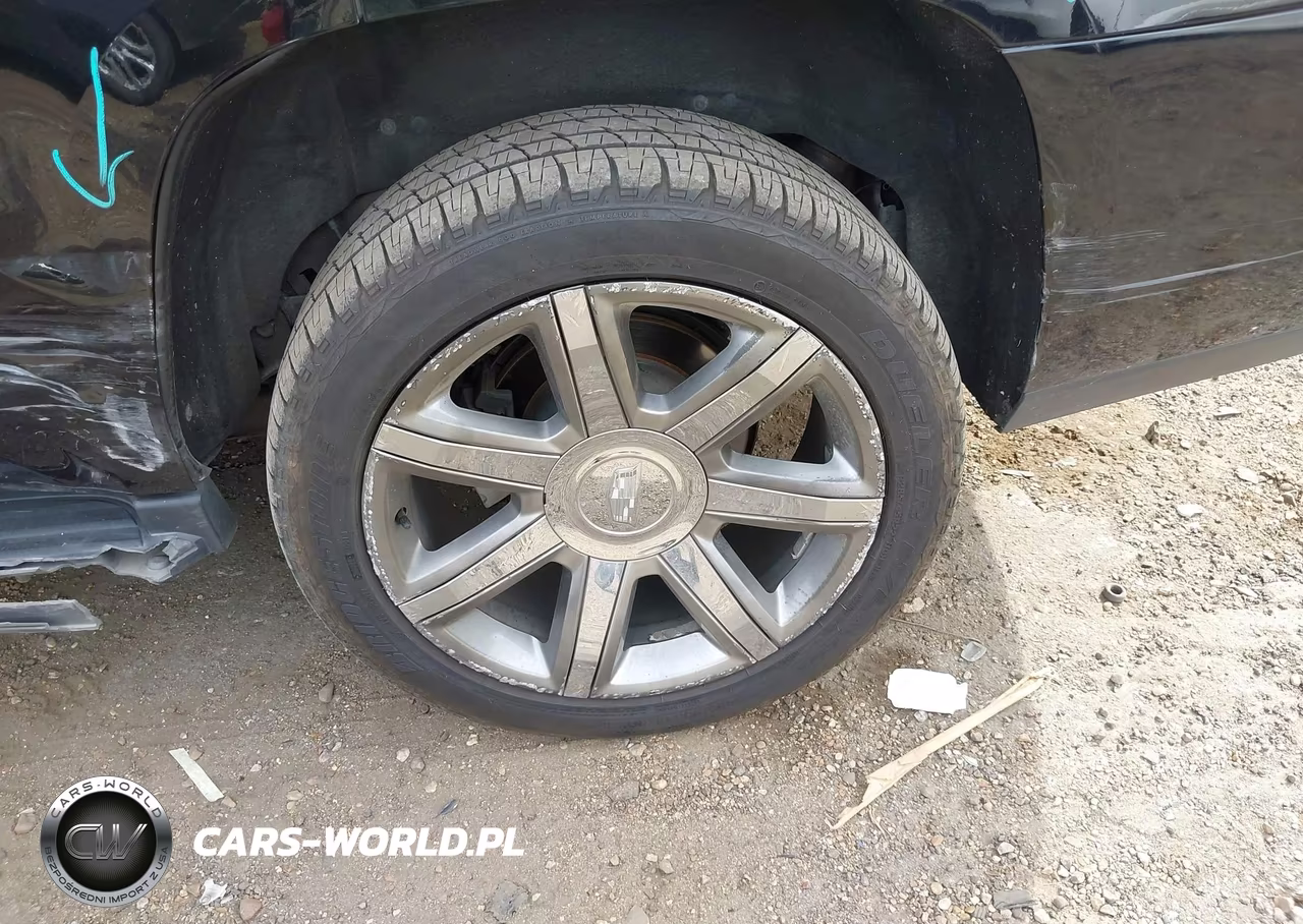 2019 Cadillac Escalade Luxury VIN:1GYS4BKJ6KR378511 - 18