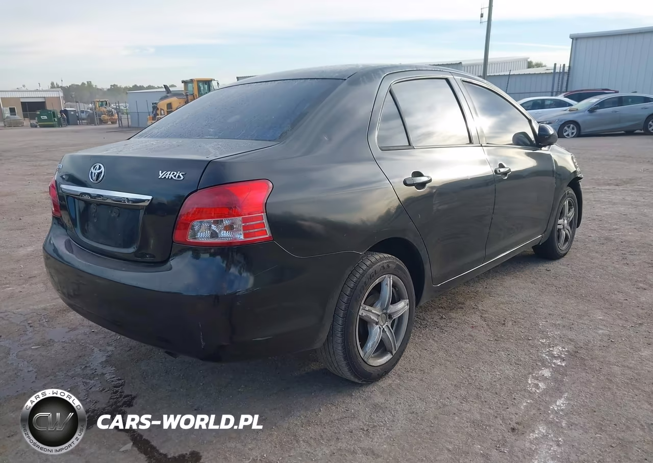 2007 Toyota Yaris S VIN:JTDBT923271083298 - 4