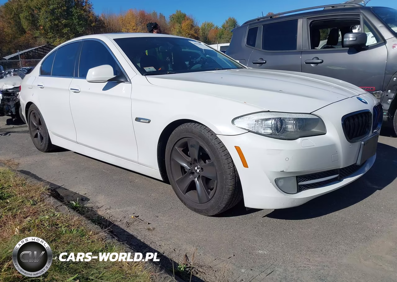 2013 BMW 528I xDrive – zdjęcie 1 z 11