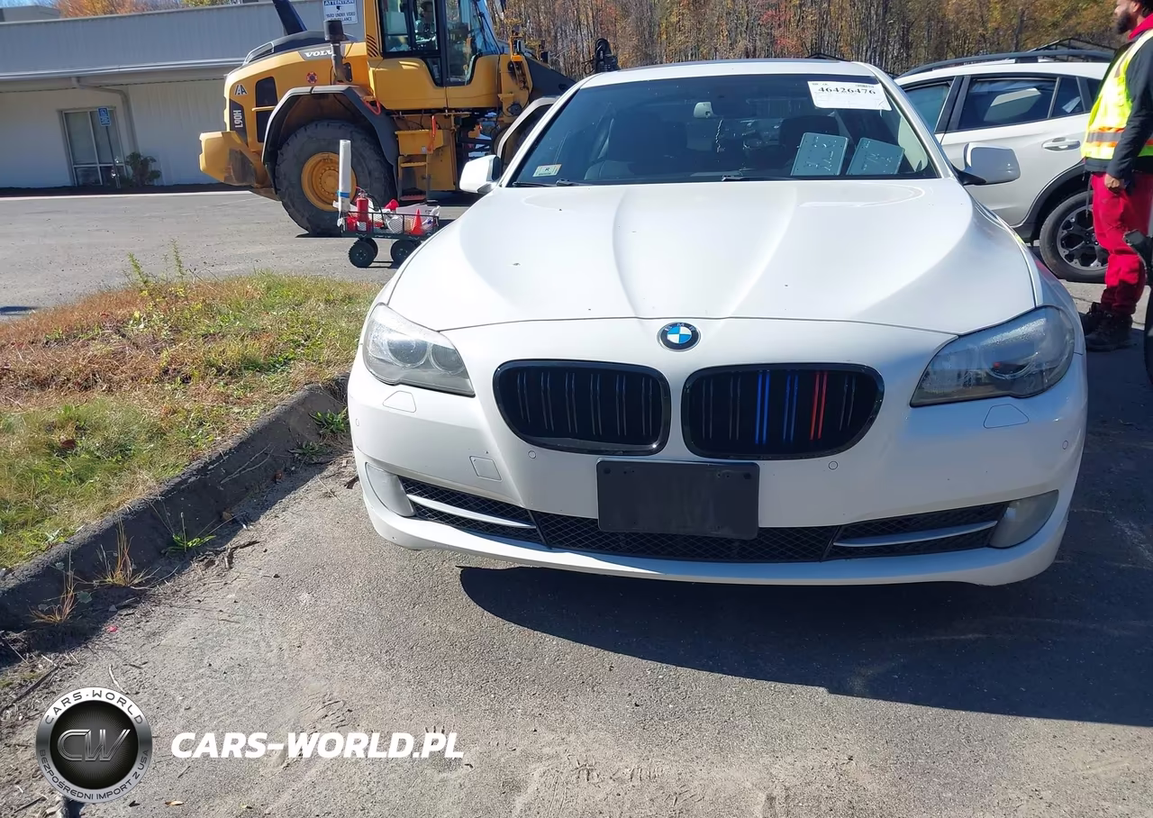 2013 BMW 528I xDrive VIN:WBAXH5C56DDW11951 - 6