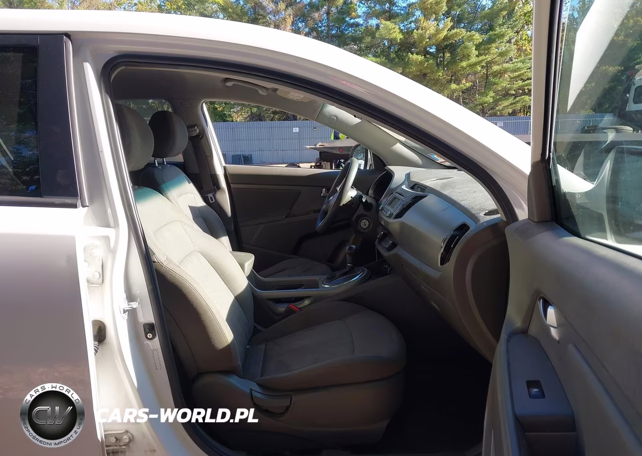 2013 Kia Sportage Lx VIN:KNDPB3A27D7365945 - 5