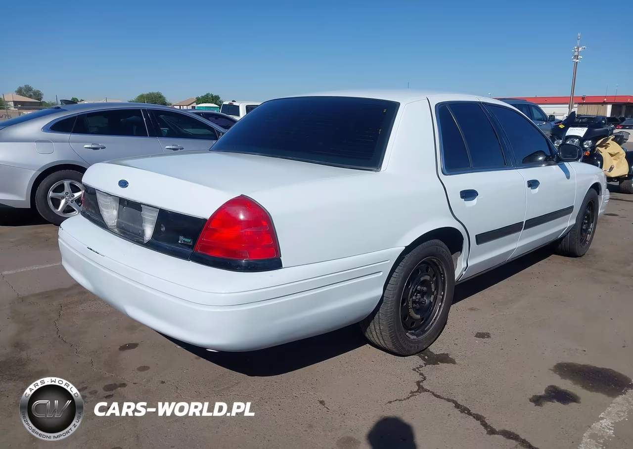 2011 Ford Crown Victoria Police Interceptor VIN:2FABP7BV8BX157596 - 4