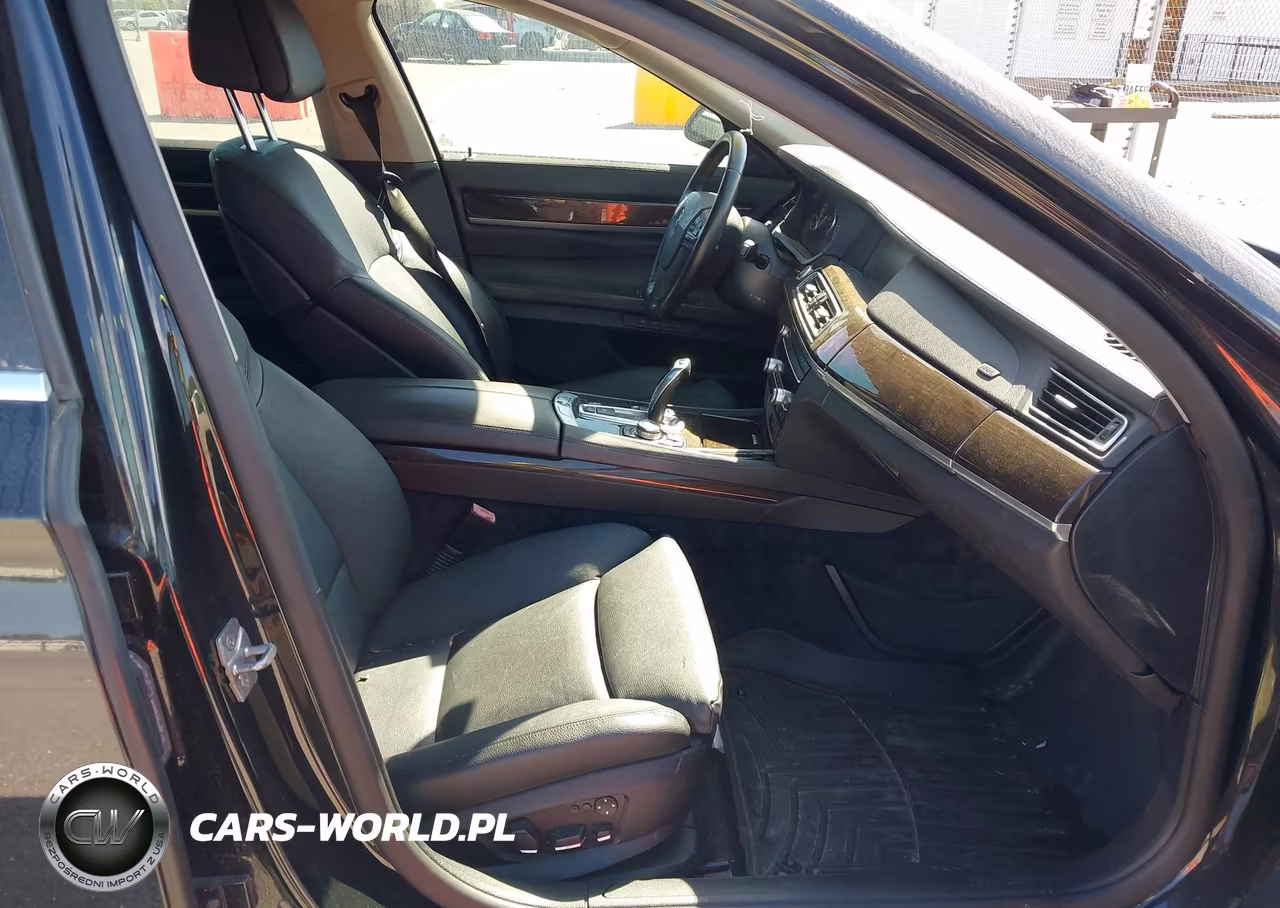 2011 BMW 740I VIN:WBAKA4C52BC392157 - 5