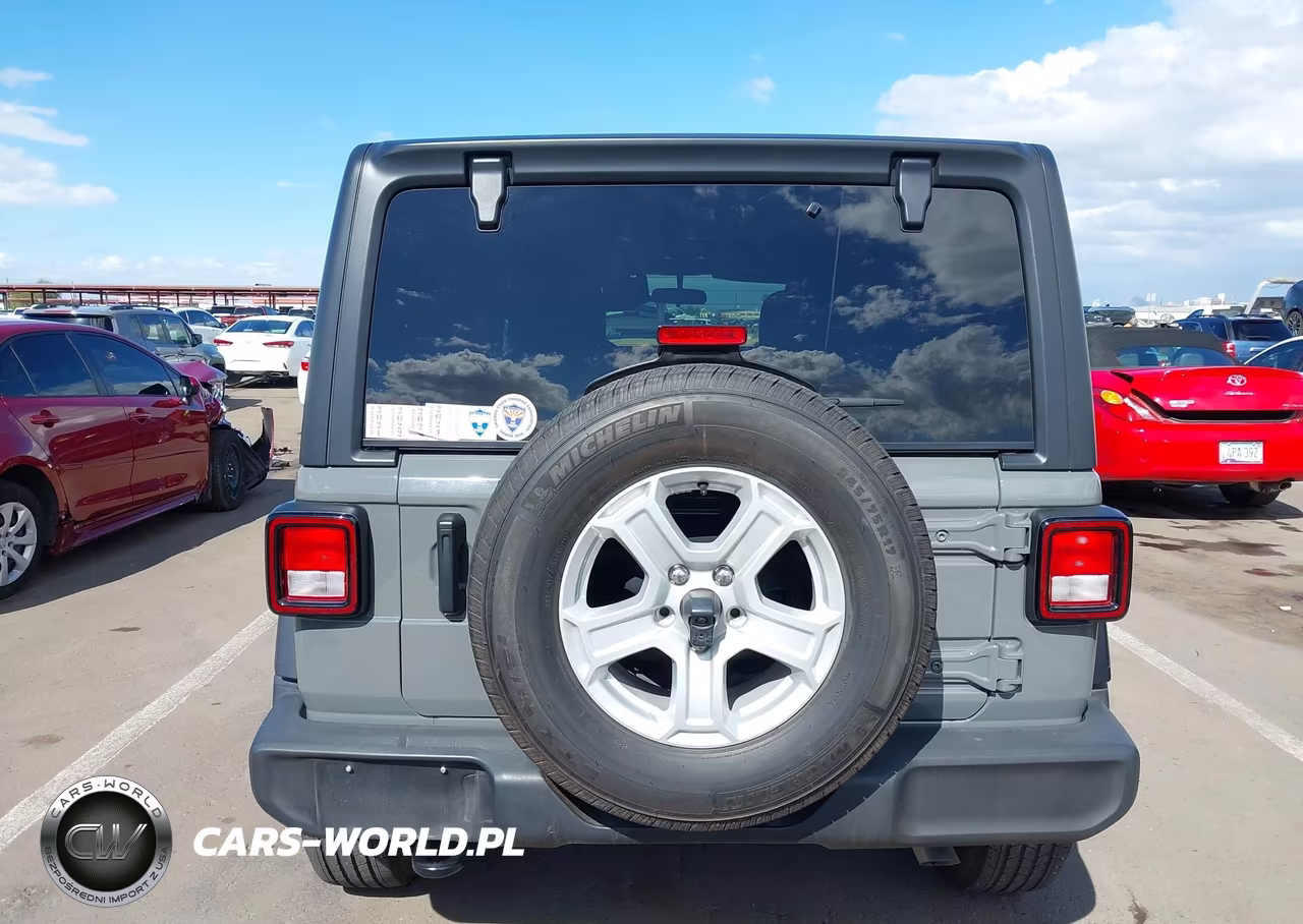 2020 Jeep Wrangler Unlimited Sport S 4X4 VIN:1C4HJXDG9LW312867 - 16