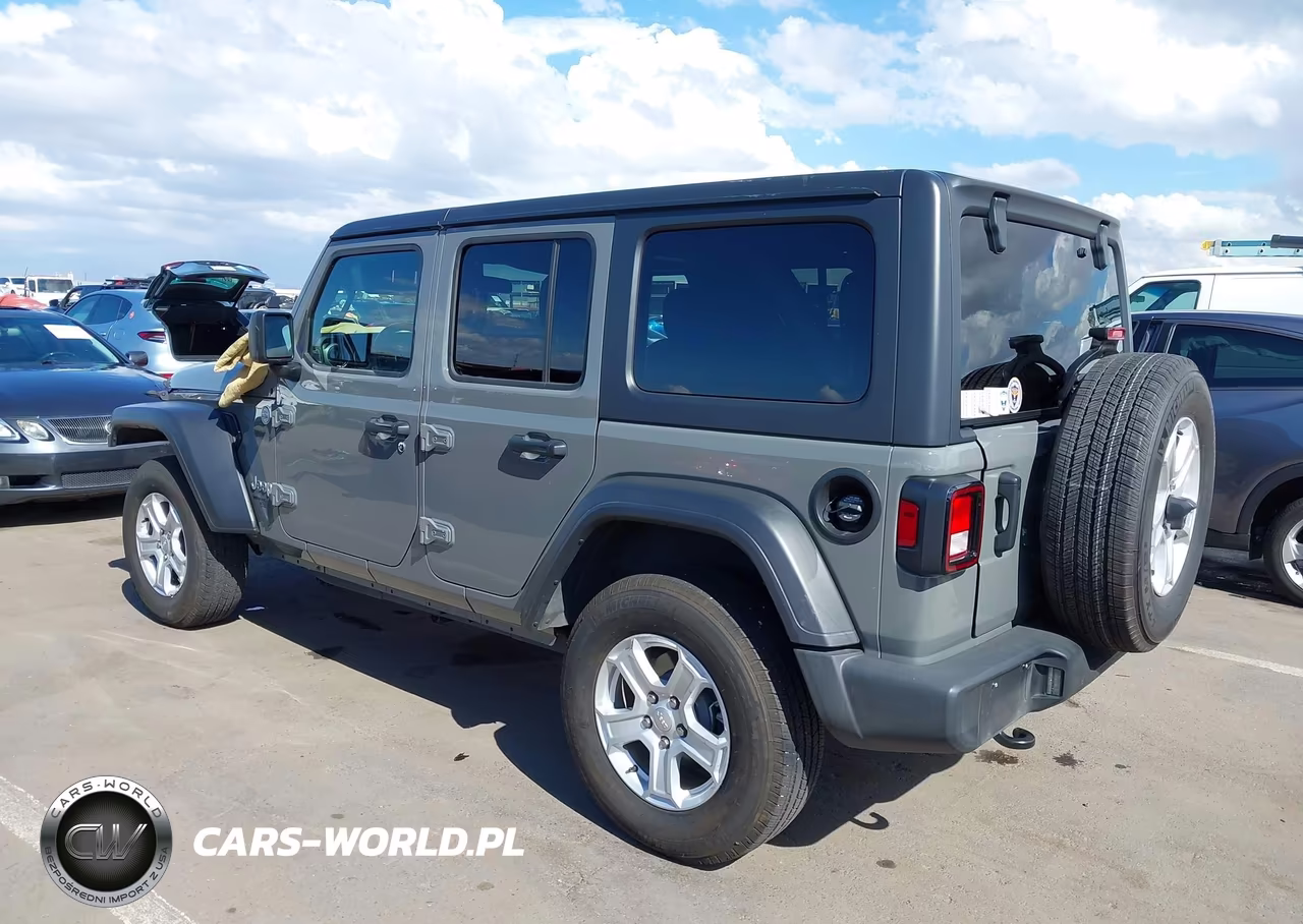 2020 Jeep Wrangler Unlimited Sport S 4X4 VIN:1C4HJXDG9LW312867 - 3