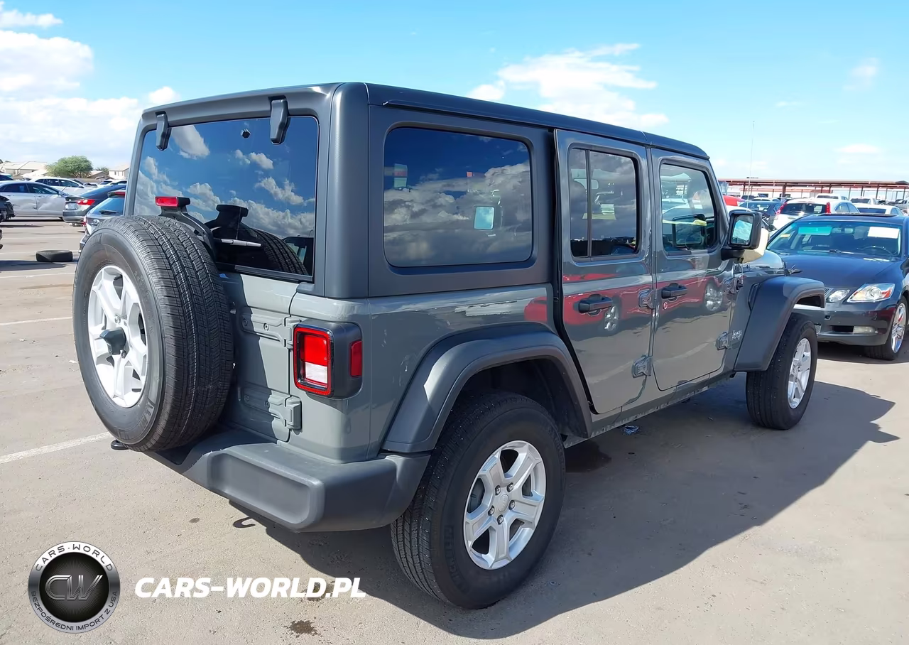 2020 Jeep Wrangler Unlimited Sport S 4X4 VIN:1C4HJXDG9LW312867 - 4