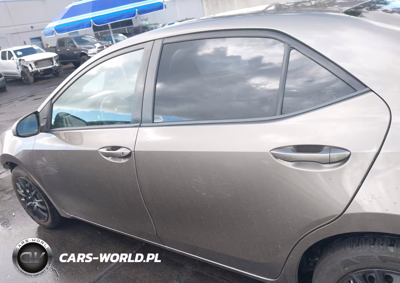 2019 Toyota Corolla Le VIN:2T1BURHEXKC156881 - 15