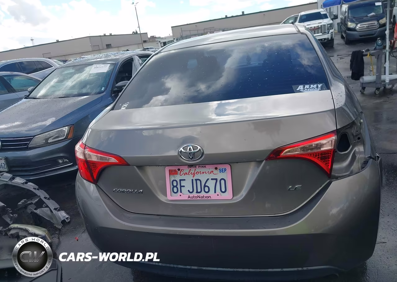 2019 Toyota Corolla Le VIN:2T1BURHEXKC156881 - 17