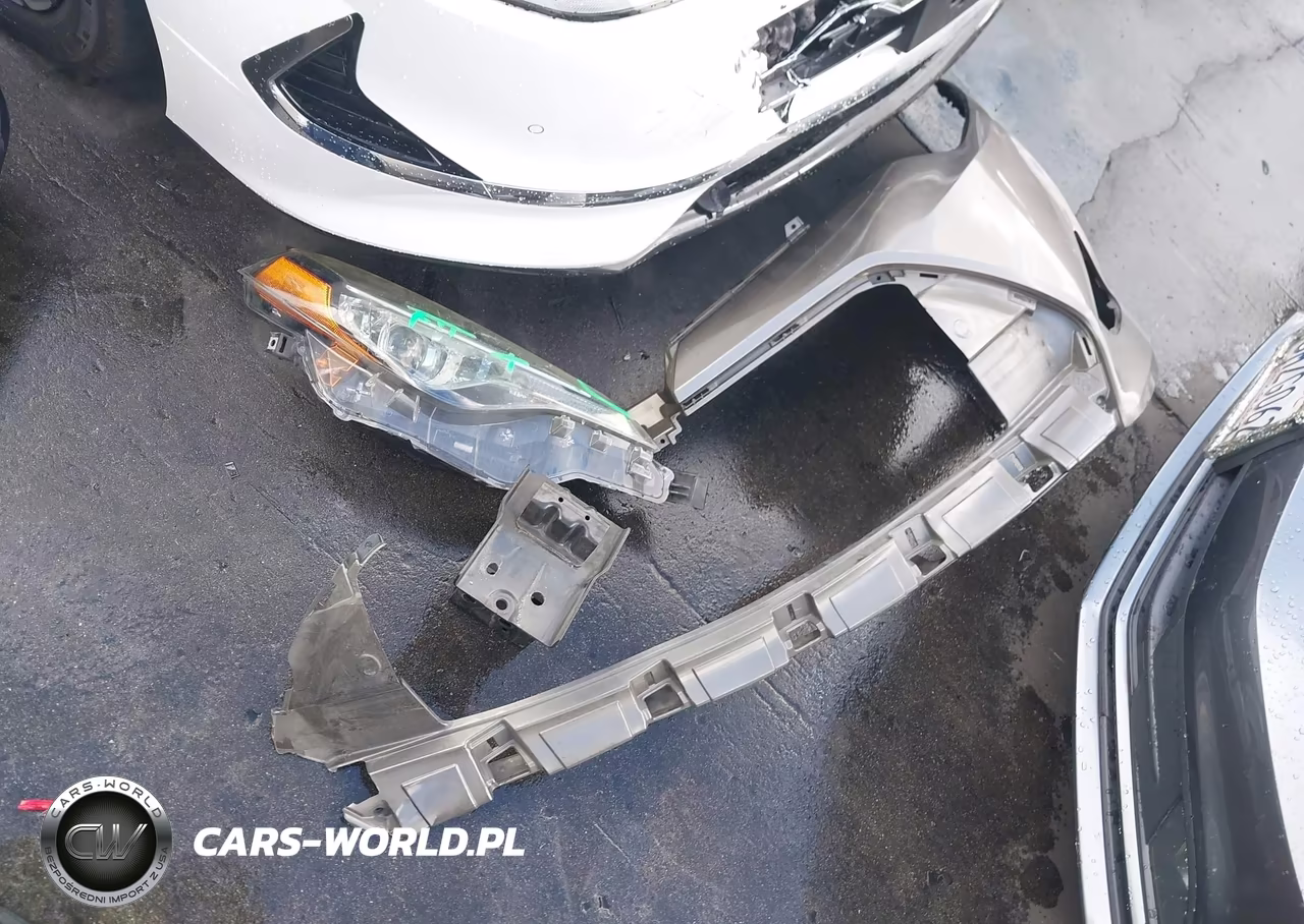 2019 Toyota Corolla Le VIN:2T1BURHEXKC156881 - 18
