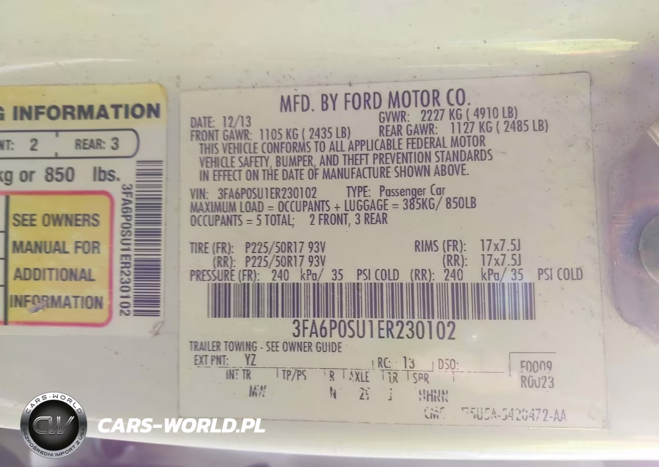 2014 Ford Fusion Energi Titanium VIN:3FA6P0SU1ER230102 - 9