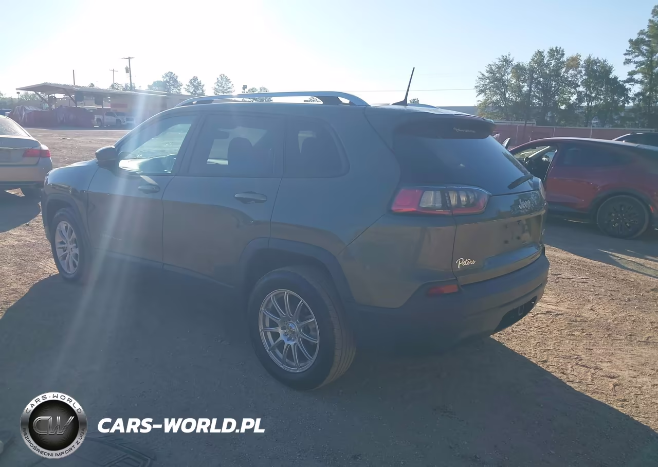 2021 Jeep Cherokee Latitude Fwd VIN:1C4PJLCBXMD103824 - 3