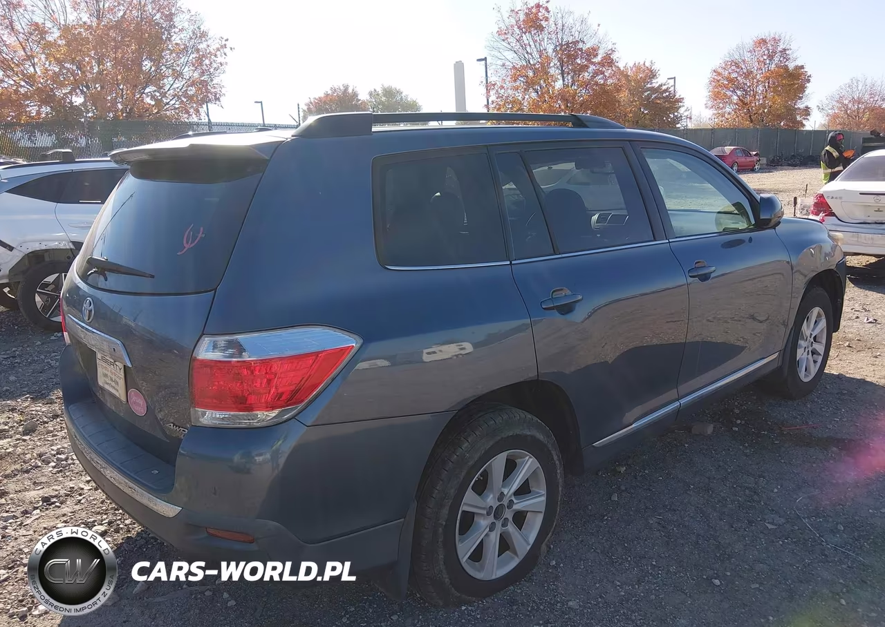 2012 Toyota Highlander Se V6 VIN:5TDBK3EH1CS137503 - 4
