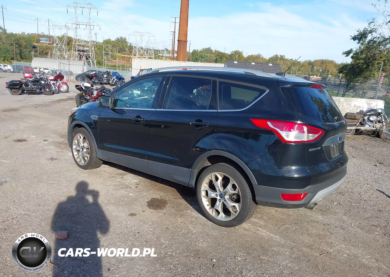 2016 Ford Escape Titanium VIN:1FMCU9J99GUB86395 - 3