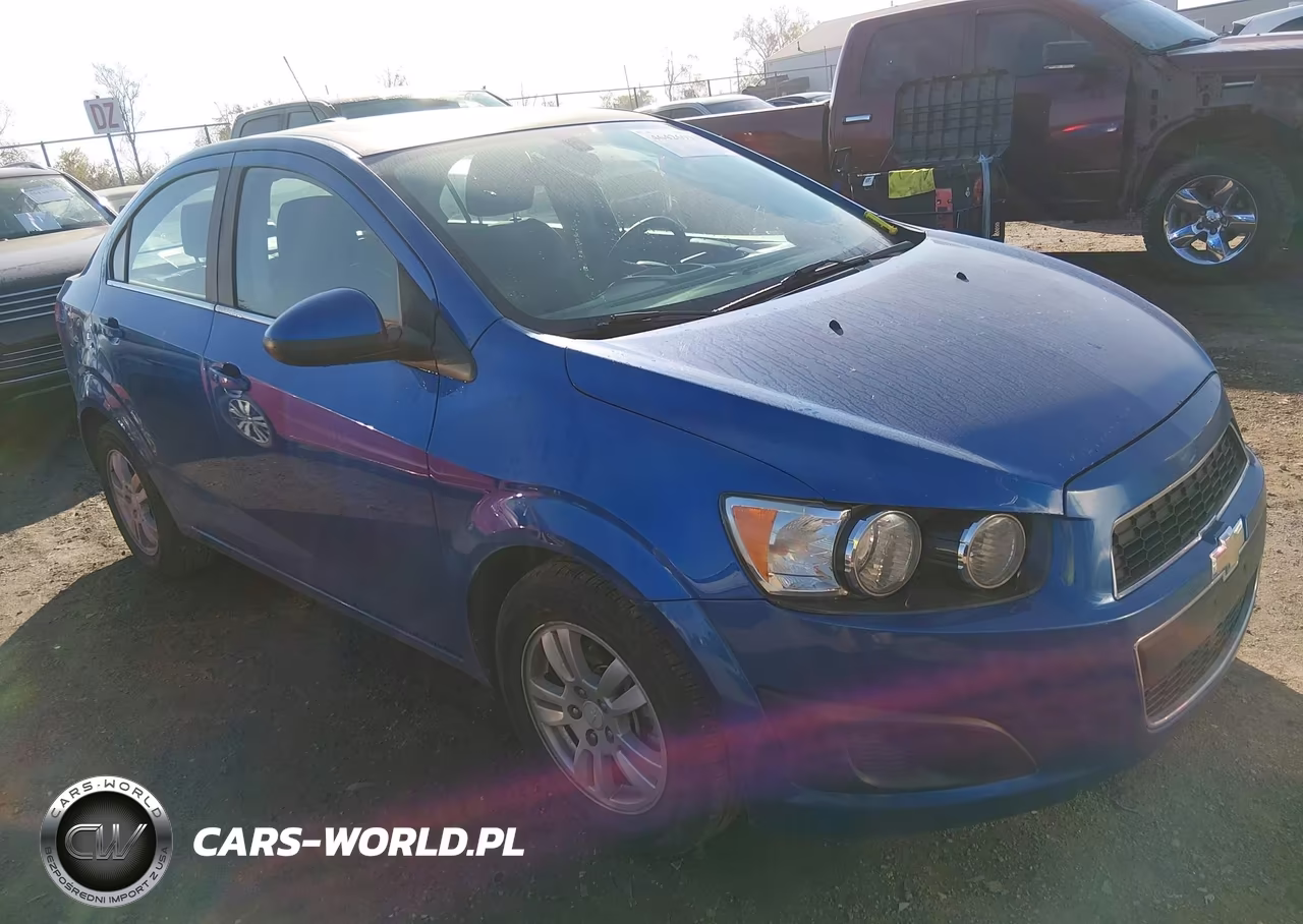 2016 Chevrolet Sonic Lt Auto – zdjęcie 1 z 11