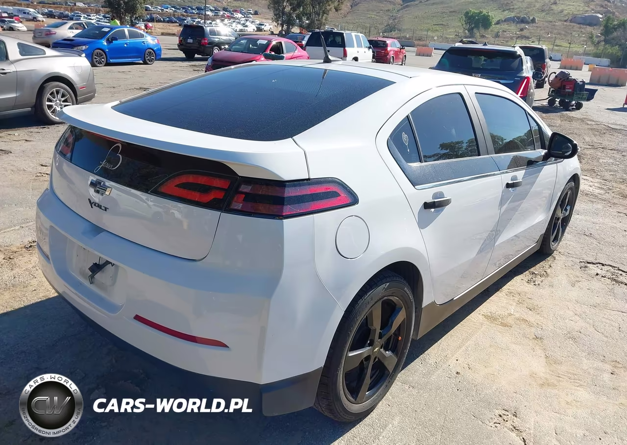 2014 Chevrolet Volt VIN:1G1RE6E42EU139000 - 4