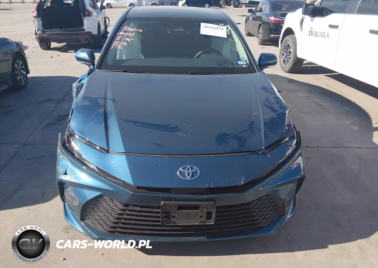 2026 Toyota Camry Le VIN:4T1DAACK4TU258726 - 11