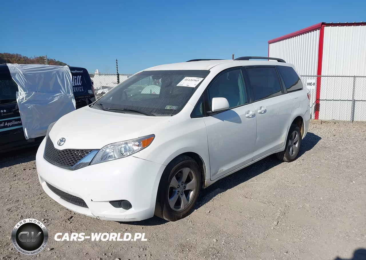 2016 Toyota Sienna Le 8 Passenger VIN:5TDKK3DC6GS714456 - 2
