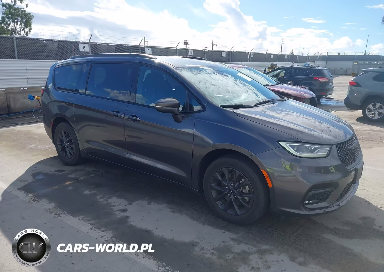 2021 Chrysler Pacifica Touring