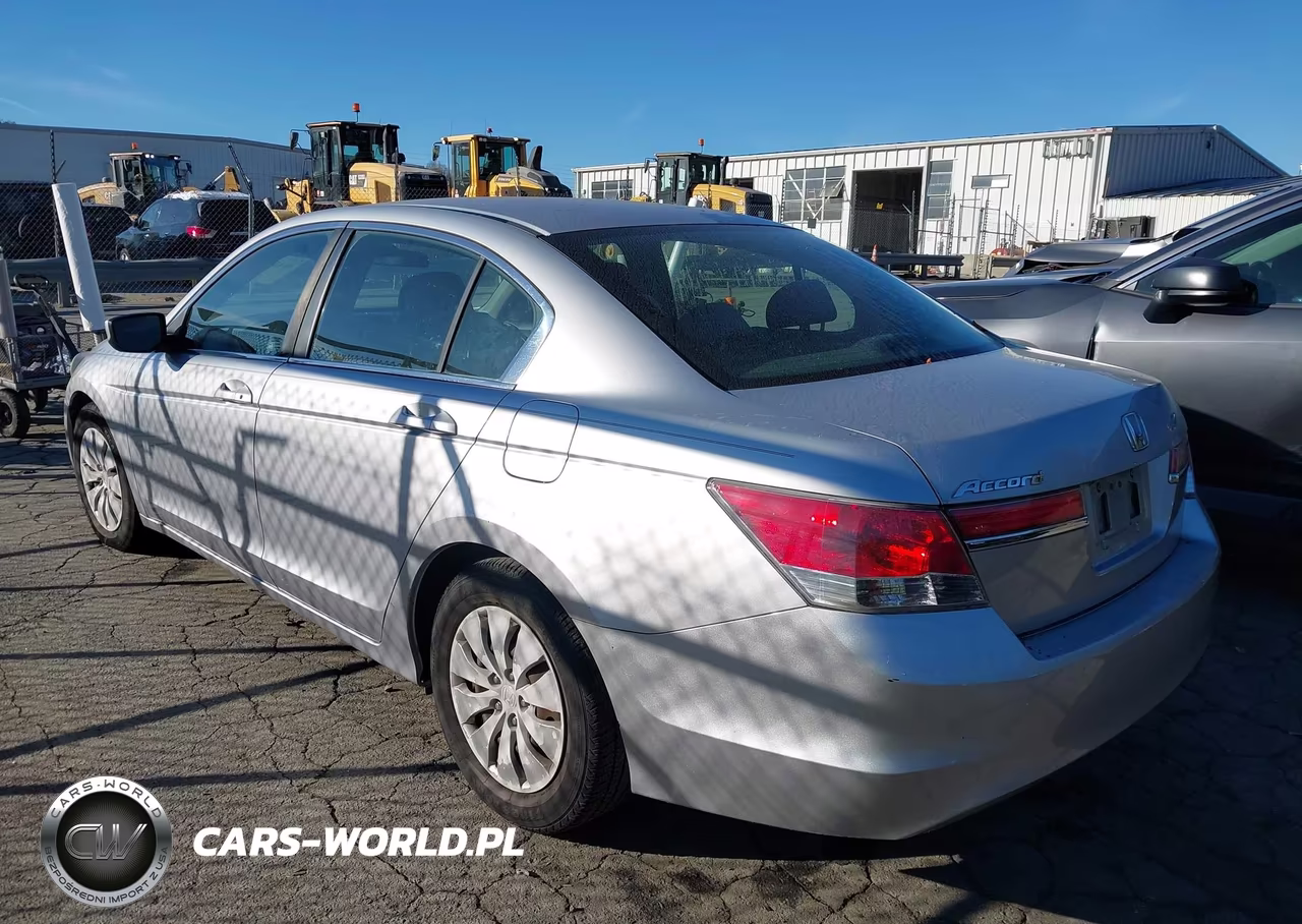 2011 Honda Accord 2.4 Lx VIN:1HGCP2F37BA013915 - 3
