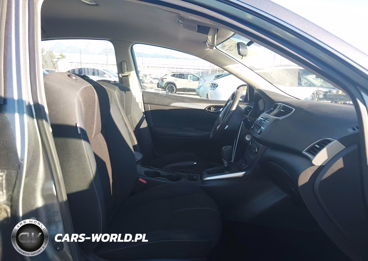 2017 Nissan Sentra S VIN:3N1AB7AP1HY265601 - 5