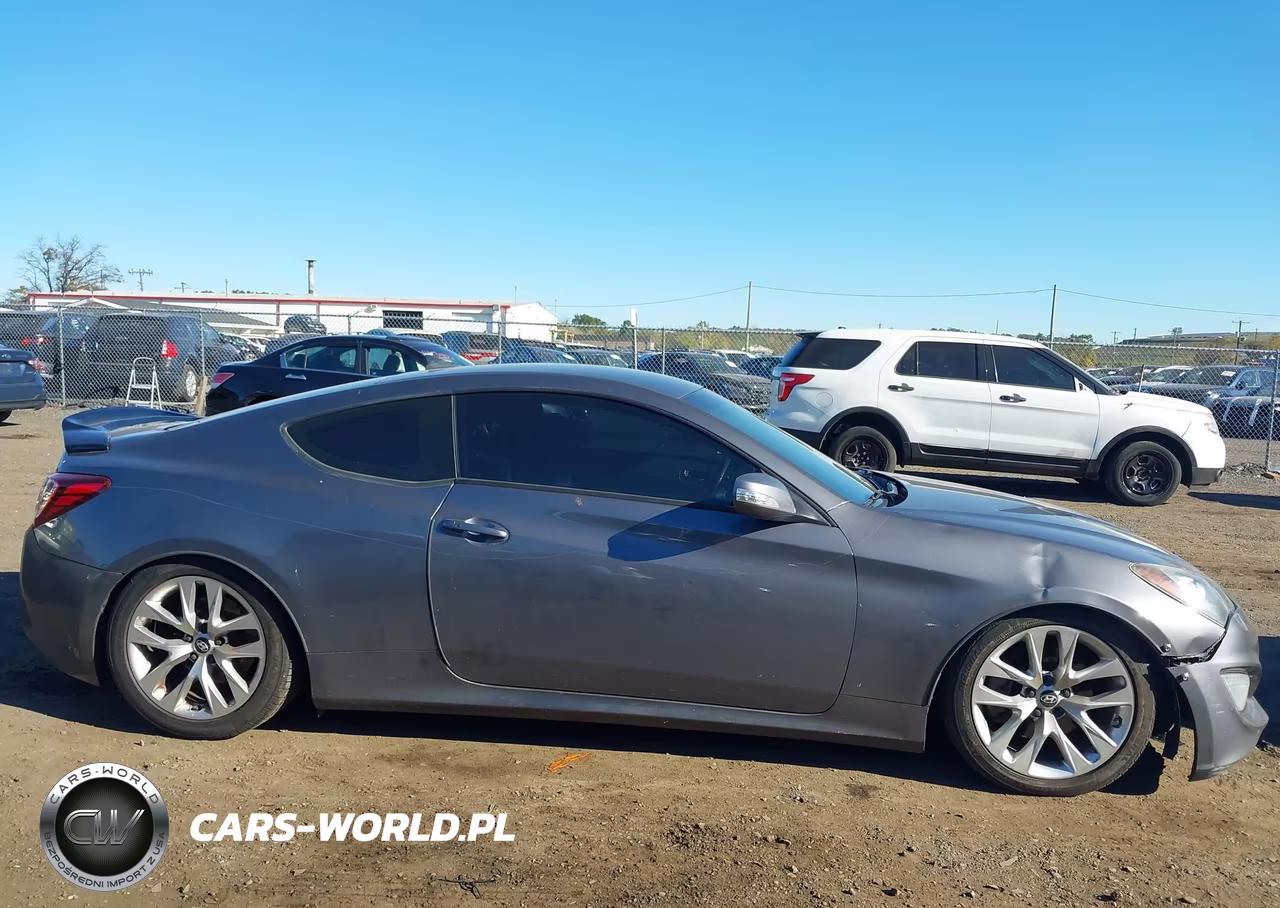 2016 Hyundai Genesis 3.8 Base VIN:KMHHT6KJ1GU131214 - 14