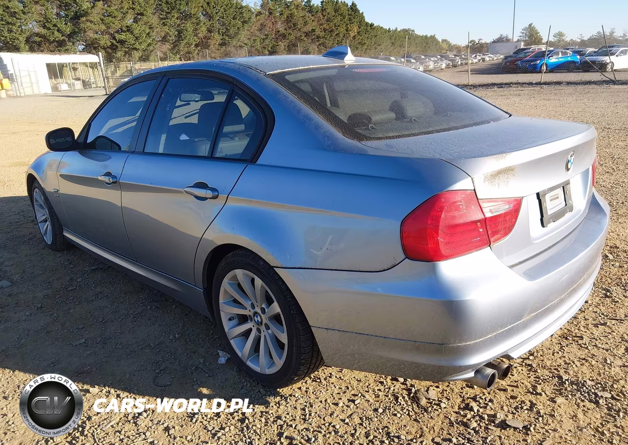 2011 BMW 328I xDrive VIN:WBAPK5C52BA657423 - 3