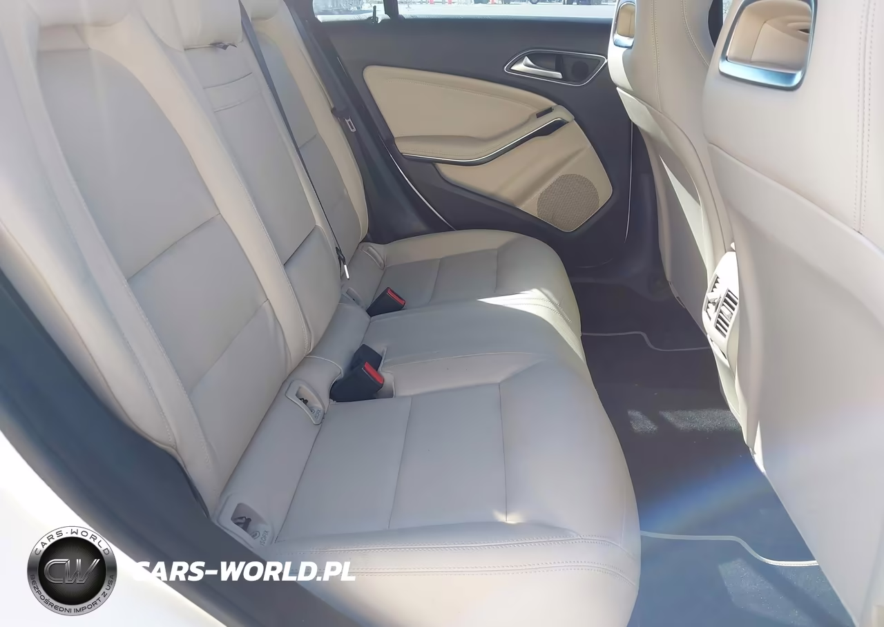2019 Mercedes-Benz Cla 250 VIN:WDDSJ4EBXKN775196 - 8