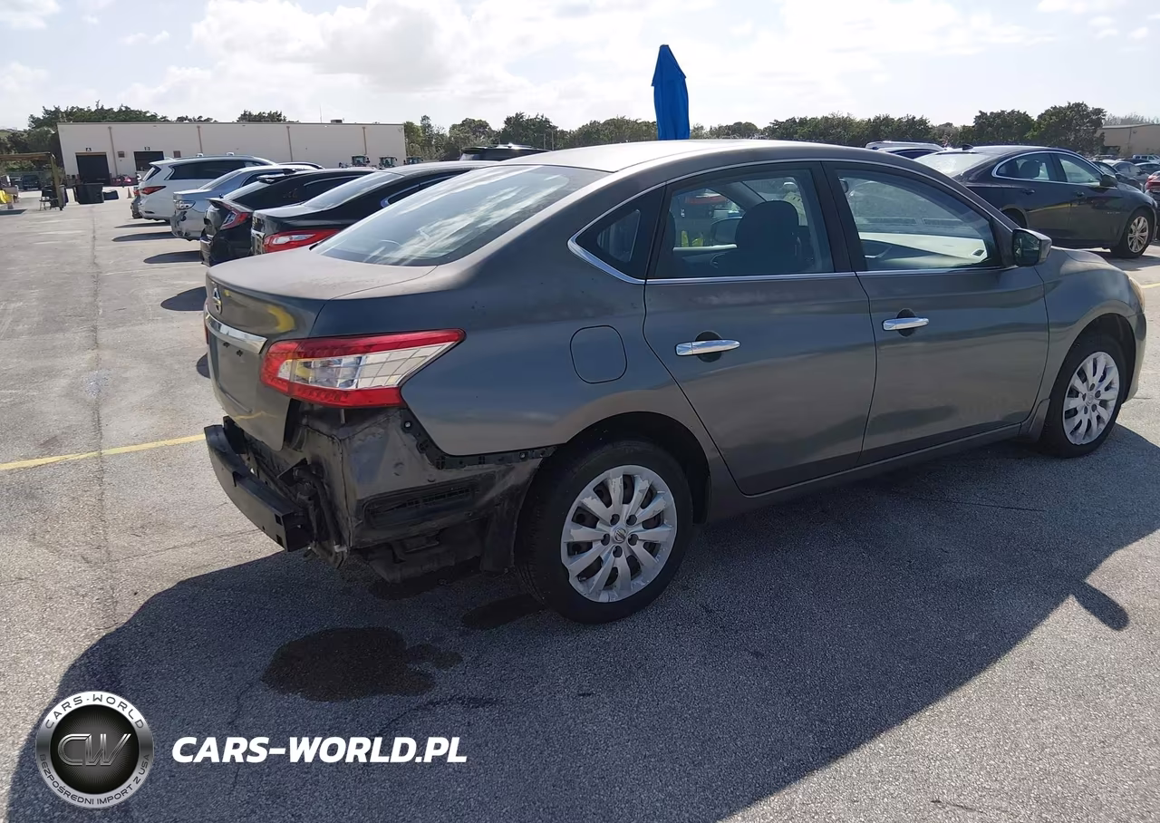 2015 Nissan Sentra S VIN:3N1AB7AP1FY259438 - 4