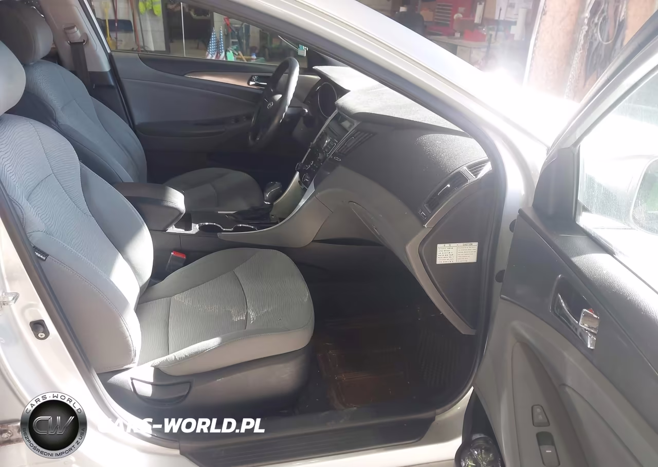 2011 Hyundai Sonata Hybrid VIN:KMHEC4A40BA000773 - 5
