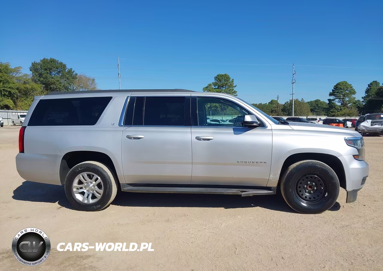 2019 Chevrolet Suburban Lt VIN:1GNSCHKC3KR199783 - 13