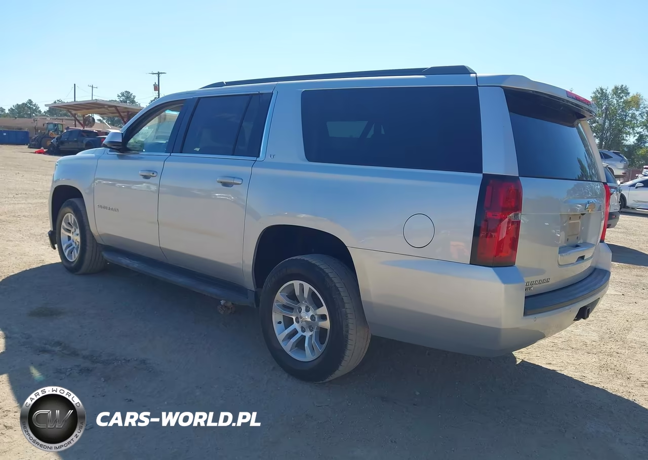 2019 Chevrolet Suburban Lt VIN:1GNSCHKC3KR199783 - 3