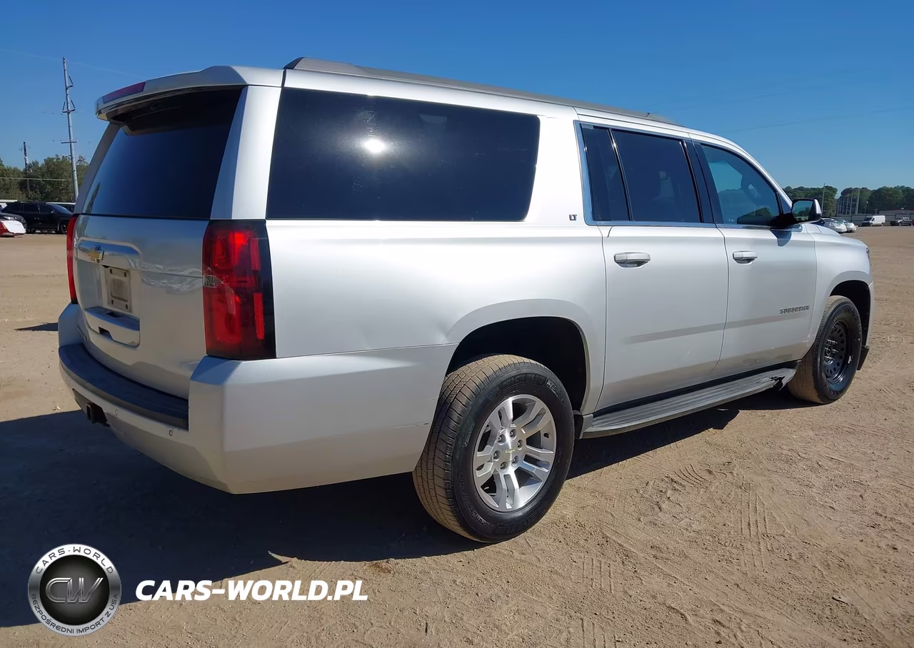 2019 Chevrolet Suburban Lt VIN:1GNSCHKC3KR199783 - 4