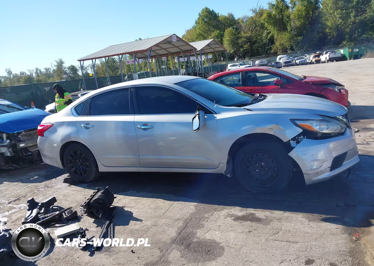 2017 Nissan Altima 2.5 S VIN:1N4AL3AP8HC247355 - 13