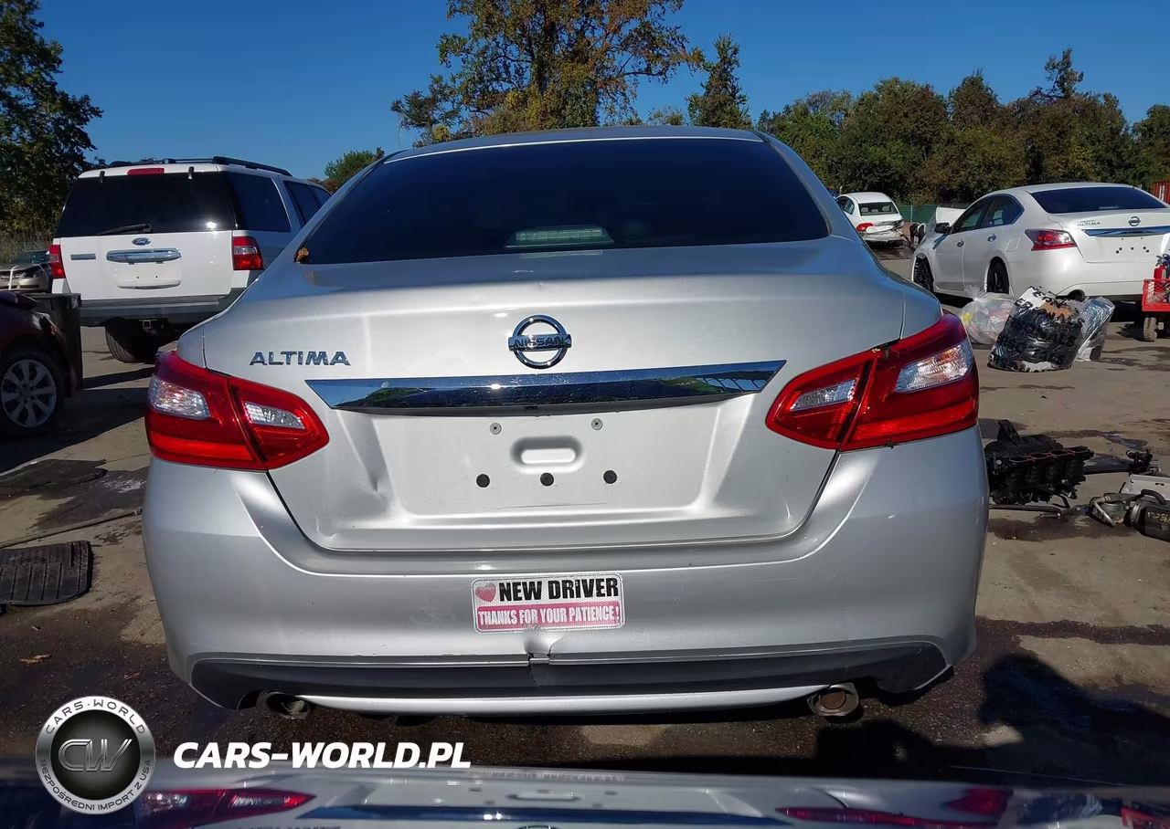2017 Nissan Altima 2.5 S VIN:1N4AL3AP8HC247355 - 16