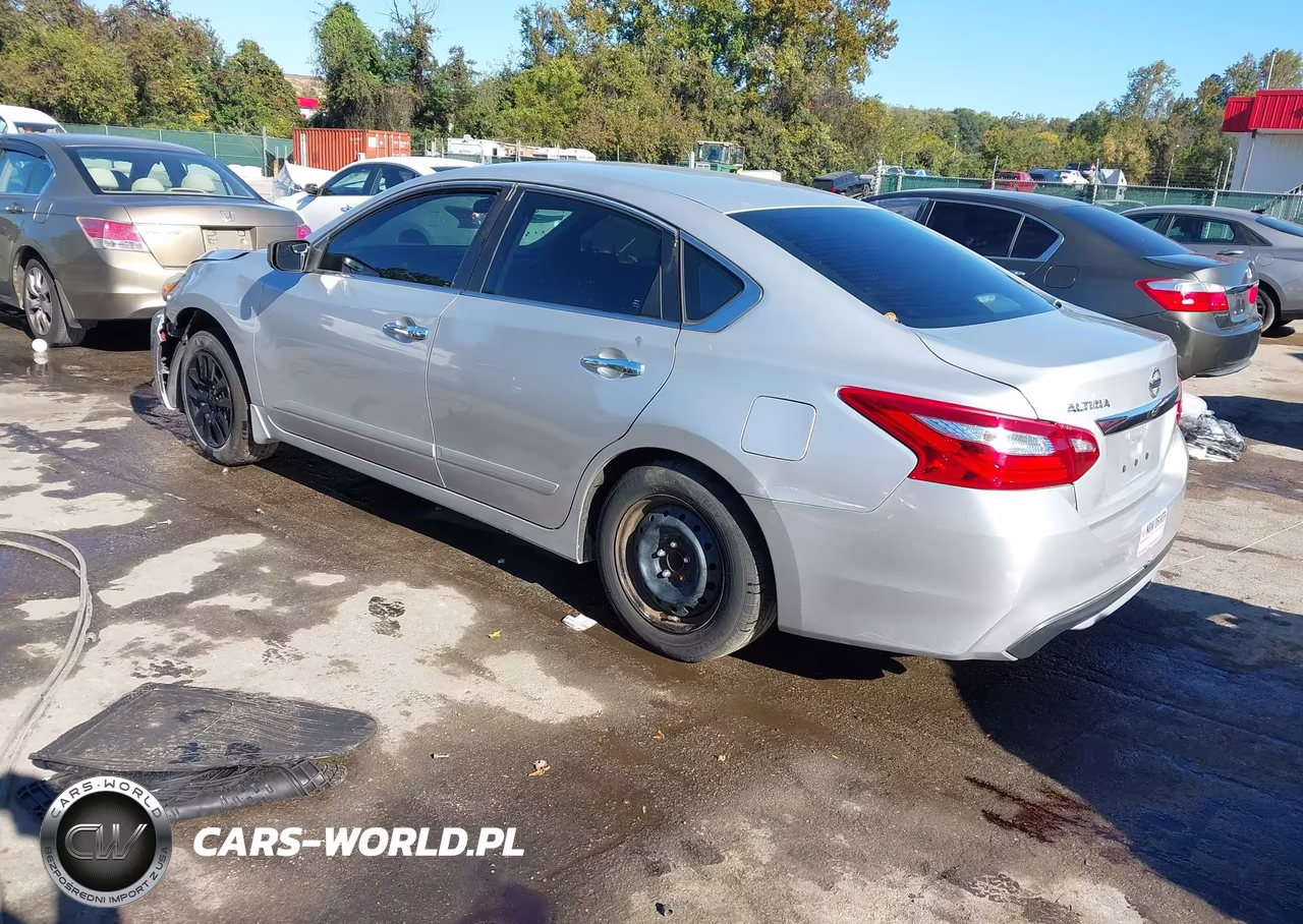 2017 Nissan Altima 2.5 S VIN:1N4AL3AP8HC247355 - 3