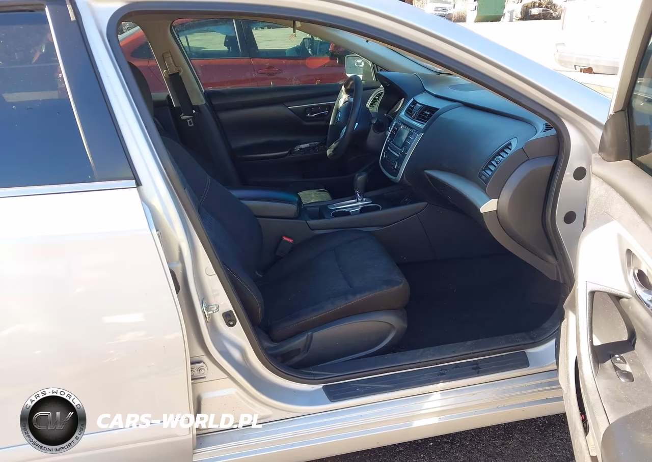 2017 Nissan Altima 2.5 S VIN:1N4AL3AP8HC247355 - 5