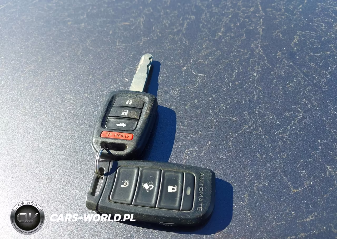 2018 Honda Civic Lx VIN:2HGFC2F57JH591989 - 11