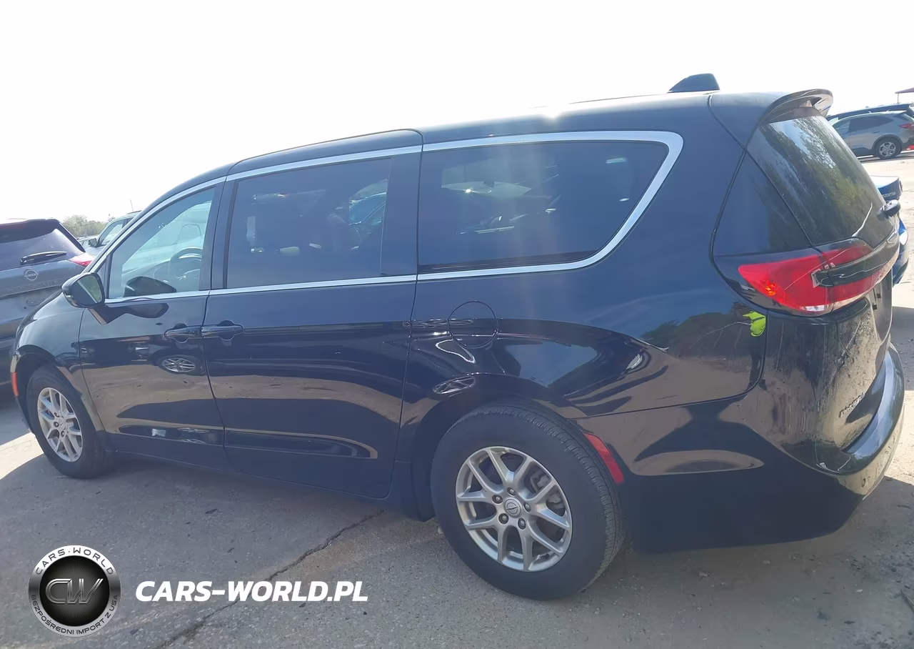 2025 Chrysler Pacifica Select VIN:2C4RC1BG1SR578776 - 14