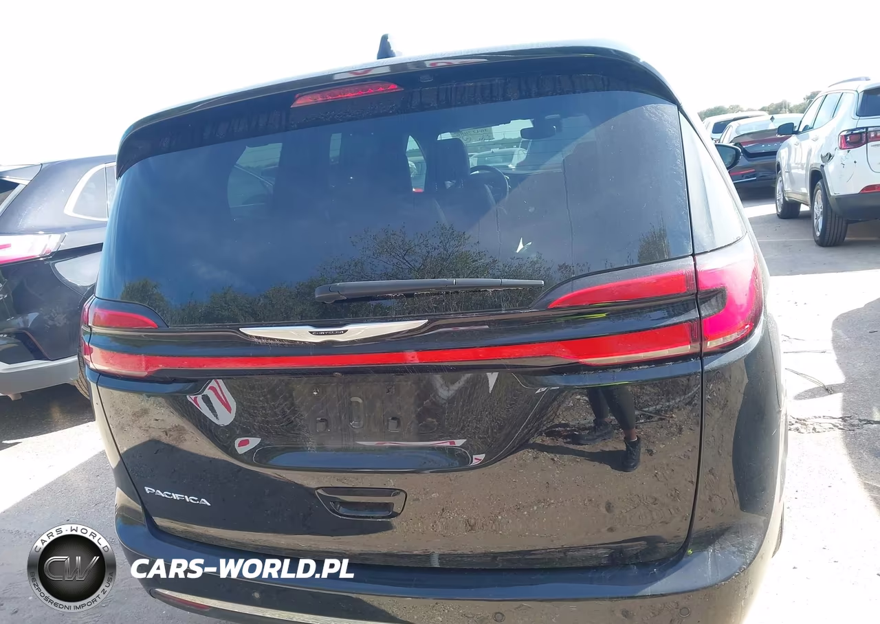 2025 Chrysler Pacifica Select VIN:2C4RC1BG1SR578776 - 16