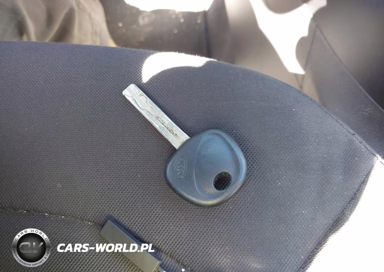 2015 Kia Soul VIN:KNDJN2A29F7172657 - 11